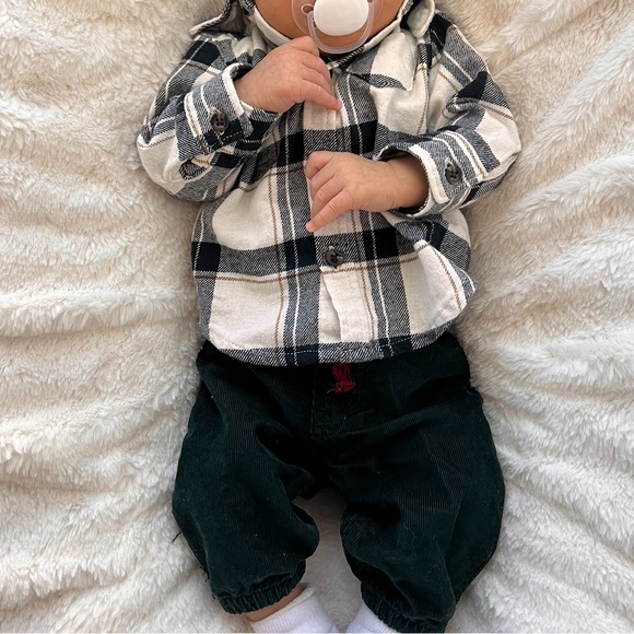 Carter’s Newborn 3 Piece Plaid Flannel Button-Up Shirt and Corduroy Pant Set - Picture 7 of 7